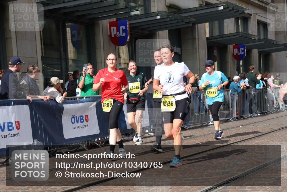 13.09.2026 - 21. swb-Marathon Bremen Strokosch-Dieckow http://msf.ph/oto/10340765 13.09.2026 11:07:19 Ziel 10138, 10279, 10280, 10363, 10364, 10501, 10505, 10580, 10595, 10661, 10695, 10830, 10871, 10907, 10935, 10937, 11037, 11223, 11417, 11515, 11643, 11767, 11865, 11899, 11924, 11934, 12097, 12167, 12168, 12194, 12210, 12277, 12307, 12419, 12509, 10156, 10205, 10360, 10488, 10748, 11100, 11123, 11246, 11257, 11393, 11417, 11439, 11600, 11684, 11696, 11759, 11822, 11823, 11865, 11917, 12020, 12173, 12255, 12266 meine-sportfotos.de