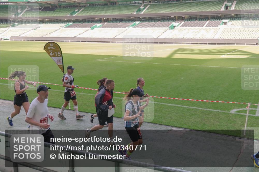 13.09.2026 - 21. swb-Marathon Bremen Michael Burmester http://msf.ph/oto/10340771 13.09.2026 13:21:47 Laufen im Stadion 128, 258, 343, 351, 423, 441, 571, 601, 620, 704, 782, 851, 1060, 1094, 1157, 1158, 1177, 1316, 1344, 1417, 1439, 1518, 1657, 1669, 1676, 1697, 1729, 1808, 1846, 1883, 2010, 2064, 2139, 2201, 2258, 2278, 2290, 2394, 2395, 2414, 2417, 2437, 2501, 2519, 2551, 2588, 2619, 2632, 2652, 2660, 2685, 2711, 2736, 2793, 2828, 2886, 2954, 2964, 2995, 3004, 3010, 3017, 3018, 3022, 3034, 3035, 3036, 3037, 3070, 3074, 3102, 3139, 3144, 3225, 3351, 3682, 3784, 4020, 1506 meine-sportfotos.de
