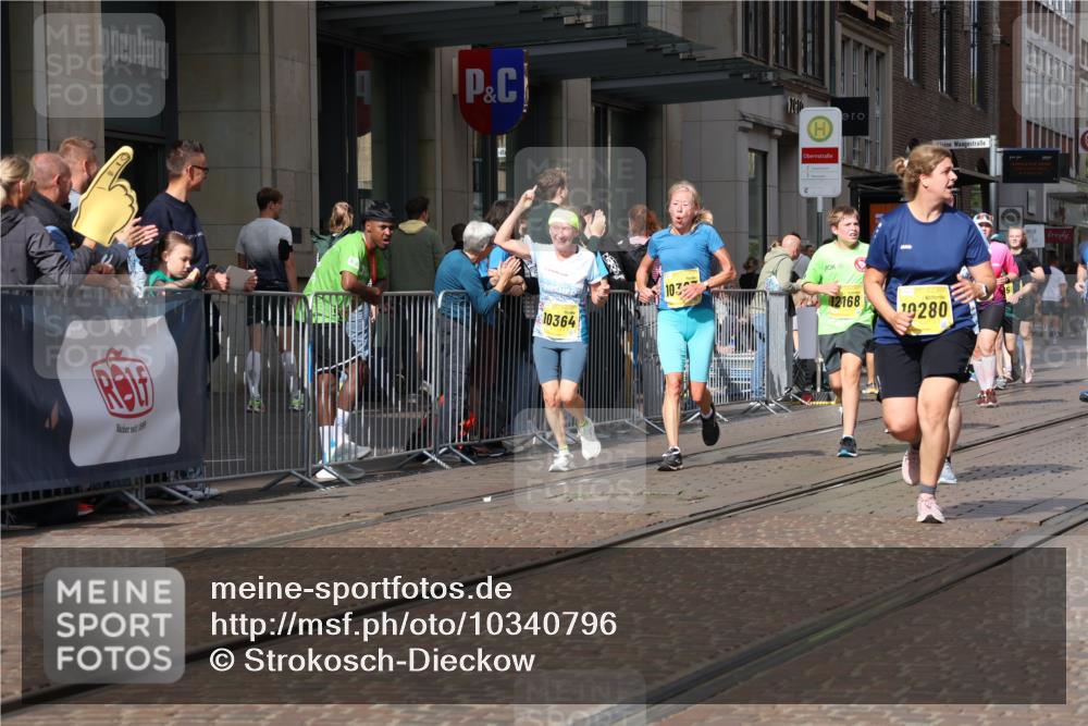 13.09.2026 - 21. swb-Marathon Bremen Strokosch-Dieckow http://msf.ph/oto/10340796 13.09.2026 11:07:22 Ziel 10138, 10279, 10280, 10363, 10364, 10501, 10505, 10580, 10595, 10661, 10674, 10830, 10871, 10907, 10935, 10937, 11037, 11223, 11515, 11643, 11767, 11899, 11924, 11934, 12024, 12097, 12167, 12168, 12194, 12210, 12277, 12307, 12419, 12509, 12511, 12512, 10156, 10205, 10360, 10488, 10695, 10748, 11100, 11123, 11246, 11393, 11417, 11439, 11600, 11684, 11696, 11759, 11767, 11822, 11823, 11865, 11917, 12020, 12173, 12210, 12255, 12266 meine-sportfotos.de