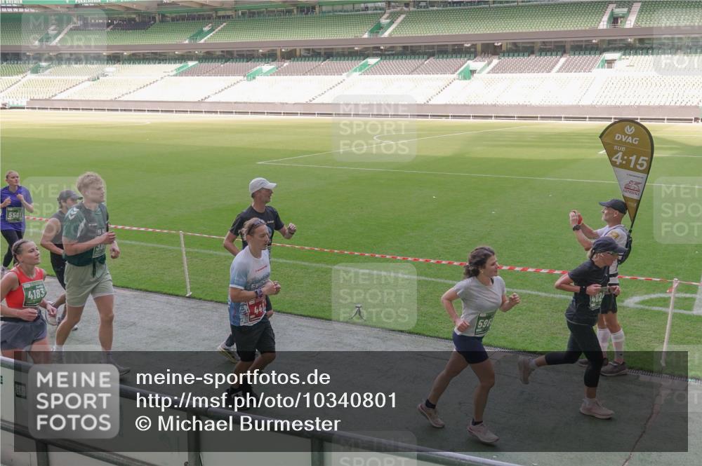 13.09.2026 - 21. swb-Marathon Bremen Michael Burmester http://msf.ph/oto/10340801 13.09.2026 13:21:52 Laufen im Stadion 128, 211, 258, 343, 351, 423, 441, 571, 601, 620, 704, 782, 851, 1060, 1094, 1157, 1158, 1177, 1259, 1316, 1344, 1417, 1439, 1518, 1657, 1669, 1676, 1729, 1808, 1846, 1883, 2139, 2201, 2258, 2278, 2290, 2394, 2395, 2414, 2417, 2437, 2504, 2519, 2551, 2588, 2619, 2632, 2652, 2660, 2685, 2711, 2736, 2793, 2828, 2886, 2954, 2964, 2995, 3004, 3010, 3022, 3034, 3036, 3070, 3074, 3102, 3144, 3225, 3351, 3682, 3784, 4020, 4431, 4584, 1506 meine-sportfotos.de