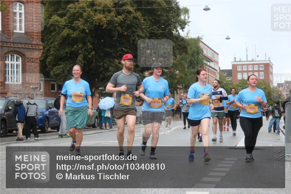 13.09.2026 - Kiel Lauf Markus Tischler http://msf.ph/oto/10340810 13.09.2026 11:07:37 Fleethörn 10090, 4063, 9206, 0154, 3245 meine-sportfotos.de