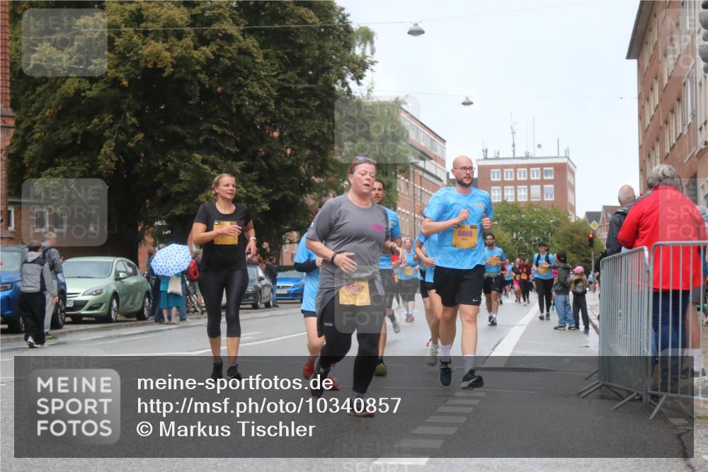 13.09.2026 - Kiel Lauf Markus Tischler http://msf.ph/oto/10340857 13.09.2026 11:07:53 Fleethörn 8491, 8468 meine-sportfotos.de