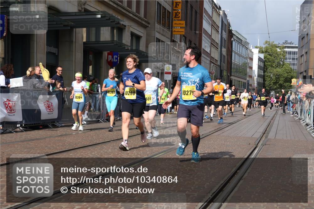 13.09.2026 - 21. swb-Marathon Bremen Strokosch-Dieckow http://msf.ph/oto/10340864 13.09.2026 11:07:23 Ziel 10138, 10279, 10280, 10363, 10364, 10501, 10505, 10580, 10595, 10661, 10674, 10830, 10871, 10907, 10935, 10937, 11037, 11223, 11515, 11643, 11899, 11924, 11934, 12024, 12097, 12167, 12168, 12194, 12277, 12307, 12419, 12509, 12511, 12512, 10156, 10205, 10360, 10488, 10695, 10748, 11100, 11123, 11246, 11393, 11417, 11439, 11600, 11684, 11696, 11759, 11767, 11822, 11823, 11865, 11917, 12020, 12173, 12210, 12255, 12266 meine-sportfotos.de