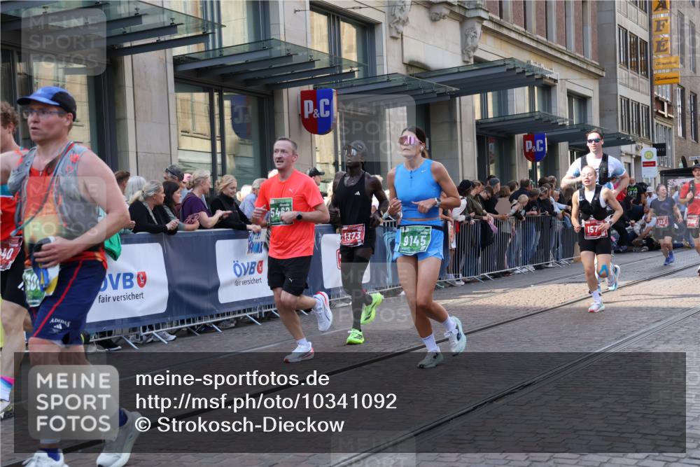 13.09.2026 - 21. swb-Marathon Bremen Strokosch-Dieckow http://msf.ph/oto/10341092 13.09.2026 13:27:39 Ziel 440, 488, 534, 762, 1343, 1456, 1932, 3135, 3480, 3576, 3970, 4106, 4133, 4265, 4744, 5462, 6468, 6522, 7042, 7138, 7358, 7926, 8188, 8351, 8656, 9067, 9145, 9167, 9168, 9494, 13069, 13198, 242, 323, 593, 857, 940, 1006, 1373, 1574, 2345, 2668, 2686, 3013, 3385, 3460, 3496, 3521, 3970, 4421, 4496, 4593, 5081, 5220, 5290, 5358, 5557, 5616, 6067, 6071, 6288, 6306, 7110, 9727, 9760, 13147 meine-sportfotos.de