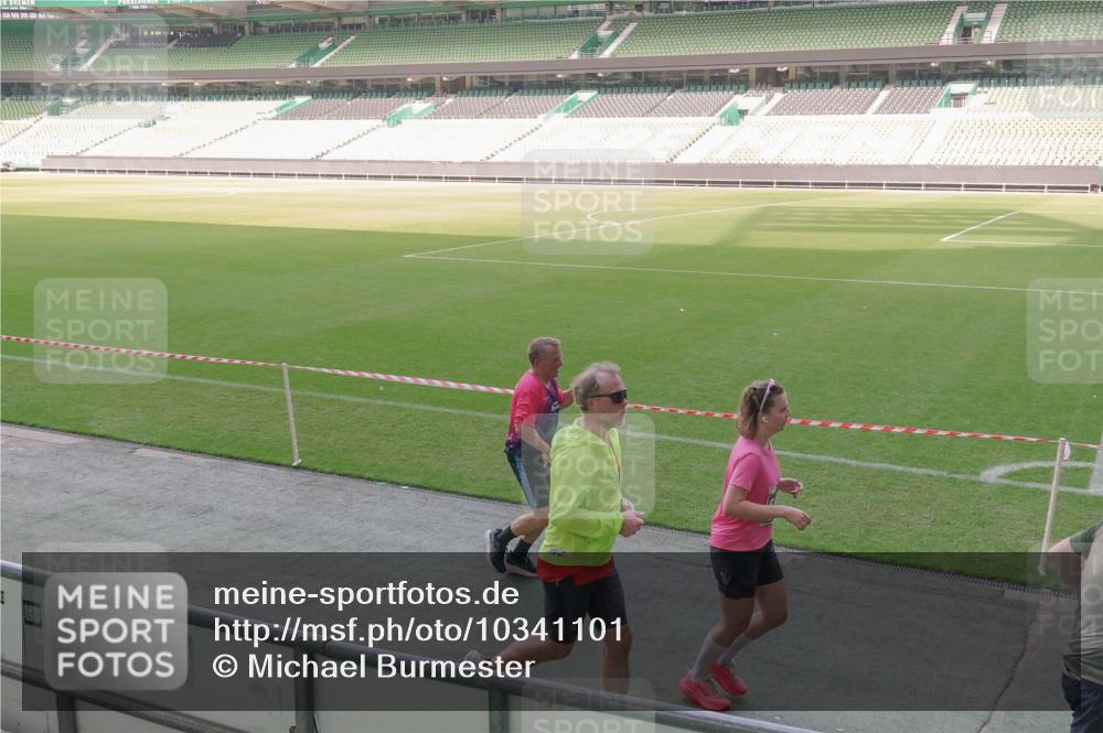 13.09.2026 - 21. swb-Marathon Bremen Michael Burmester http://msf.ph/oto/10341101 13.09.2026 13:22:24 Laufen im Stadion 128, 160, 211, 258, 343, 351, 423, 441, 571, 601, 609, 620, 708, 782, 851, 892, 1060, 1094, 1157, 1158, 1177, 1178, 1259, 1316, 1331, 1344, 1417, 1518, 1657, 1669, 1676, 1691, 1729, 1746, 1788, 1808, 1883, 2213, 2290, 2414, 2433, 2475, 2504, 2526, 2551, 2619, 2632, 2652, 2660, 2685, 2711, 2736, 2828, 2954, 2964, 2995, 3010, 3022, 3034, 3070, 3074, 3144, 3225, 3252, 3347, 3351, 3505, 3530, 3559, 3682, 3784, 4020, 4054, 4231, 4406, 4407, 4431, 4467, 4584, 1506 meine-sportfotos.de