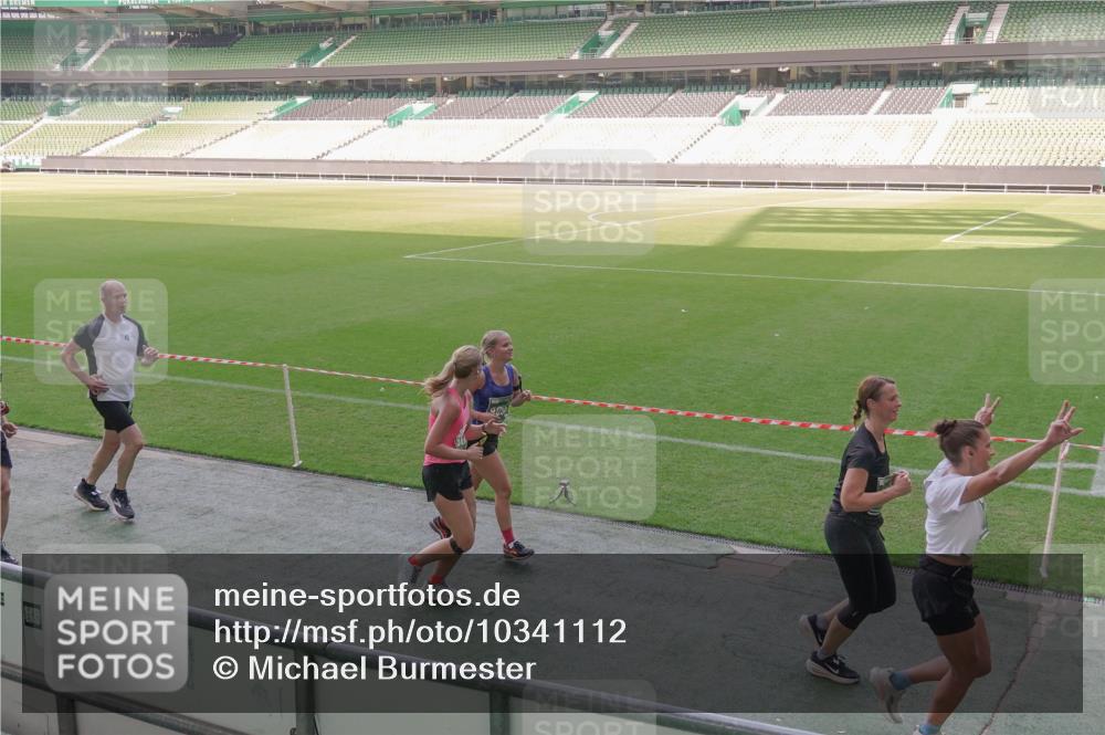 13.09.2026 - 21. swb-Marathon Bremen Michael Burmester http://msf.ph/oto/10341112 13.09.2026 13:22:27 Laufen im Stadion 128, 160, 211, 258, 343, 351, 423, 441, 571, 601, 609, 620, 708, 782, 851, 892, 1060, 1094, 1157, 1158, 1177, 1178, 1259, 1316, 1331, 1344, 1417, 1518, 1657, 1669, 1676, 1691, 1729, 1746, 1788, 1883, 2213, 2290, 2414, 2433, 2475, 2504, 2526, 2551, 2619, 2632, 2652, 2660, 2685, 2711, 2736, 2828, 2954, 2964, 2995, 3010, 3022, 3034, 3144, 3225, 3252, 3347, 3351, 3505, 3530, 3559, 3682, 3727, 3784, 4020, 4054, 4231, 4406, 4407, 4431, 4467, 4584, 1506 meine-sportfotos.de