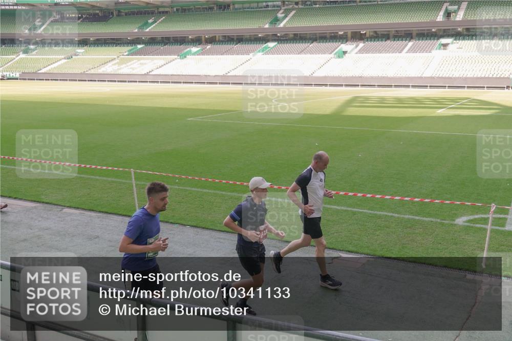 13.09.2026 - 21. swb-Marathon Bremen Michael Burmester http://msf.ph/oto/10341133 13.09.2026 13:22:29 Laufen im Stadion 128, 160, 211, 258, 343, 351, 423, 441, 533, 571, 601, 609, 708, 782, 851, 892, 1060, 1094, 1157, 1158, 1177, 1178, 1259, 1316, 1331, 1344, 1417, 1518, 1657, 1669, 1676, 1691, 1729, 1746, 1788, 1883, 2213, 2290, 2414, 2433, 2475, 2504, 2526, 2551, 2619, 2632, 2652, 2660, 2685, 2711, 2828, 2954, 2964, 2995, 3010, 3022, 3034, 3144, 3225, 3252, 3347, 3351, 3505, 3530, 3559, 3682, 3727, 3784, 4020, 4054, 4231, 4406, 4407, 4431, 4467, 4584, 1506 meine-sportfotos.de