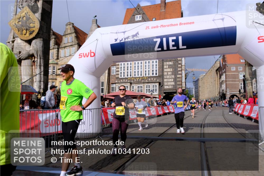 13.09.2026 - 21. swb-Marathon Bremen Tim E. http://msf.ph/oto/10341203 13.09.2026 11:10:55 Ziel 10002, 10247, 10422, 10719, 10768, 10791, 10911, 11047, 11283, 11298, 11300, 11309, 11327, 11513, 11583, 11736, 11846, 11982, 12183, 12227, 12454 meine-sportfotos.de