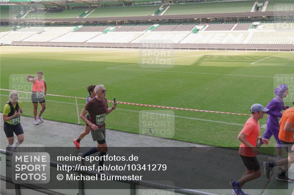 13.09.2026 - 21. swb-Marathon Bremen Michael Burmester http://msf.ph/oto/10341279 13.09.2026 13:22:51 Laufen im Stadion 128, 160, 211, 258, 343, 351, 434, 441, 533, 571, 601, 609, 708, 851, 892, 1060, 1094, 1157, 1178, 1259, 1331, 1344, 1417, 1518, 1657, 1669, 1691, 1729, 1746, 1788, 1883, 2213, 2290, 2433, 2475, 2504, 2526, 2619, 2632, 2652, 2660, 2685, 2711, 2828, 2936, 2964, 2968, 2995, 3022, 3034, 3225, 3252, 3282, 3292, 3347, 3351, 3395, 3423, 3447, 3505, 3530, 3559, 3682, 3727, 3770, 3784, 3819, 4020, 4054, 4231, 4406, 4407, 4431, 4466, 4467, 4584, 1506 meine-sportfotos.de