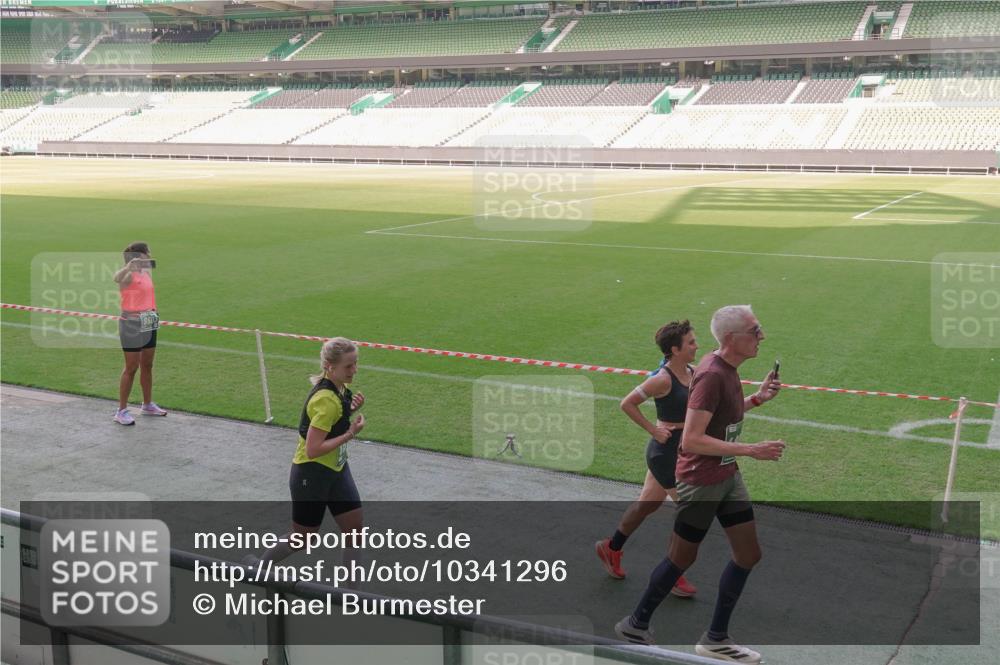 13.09.2026 - 21. swb-Marathon Bremen Michael Burmester http://msf.ph/oto/10341296 13.09.2026 13:22:52 Laufen im Stadion 128, 160, 211, 258, 343, 351, 434, 441, 533, 571, 601, 609, 708, 851, 892, 1060, 1094, 1157, 1178, 1259, 1331, 1344, 1417, 1518, 1657, 1669, 1691, 1729, 1746, 1788, 1883, 2213, 2290, 2433, 2475, 2504, 2526, 2619, 2632, 2652, 2660, 2685, 2711, 2828, 2936, 2964, 2968, 2995, 3022, 3034, 3225, 3252, 3282, 3292, 3347, 3351, 3395, 3423, 3447, 3505, 3530, 3559, 3682, 3727, 3770, 3784, 3819, 4020, 4054, 4231, 4406, 4407, 4431, 4466, 4467, 4584, 1506 meine-sportfotos.de