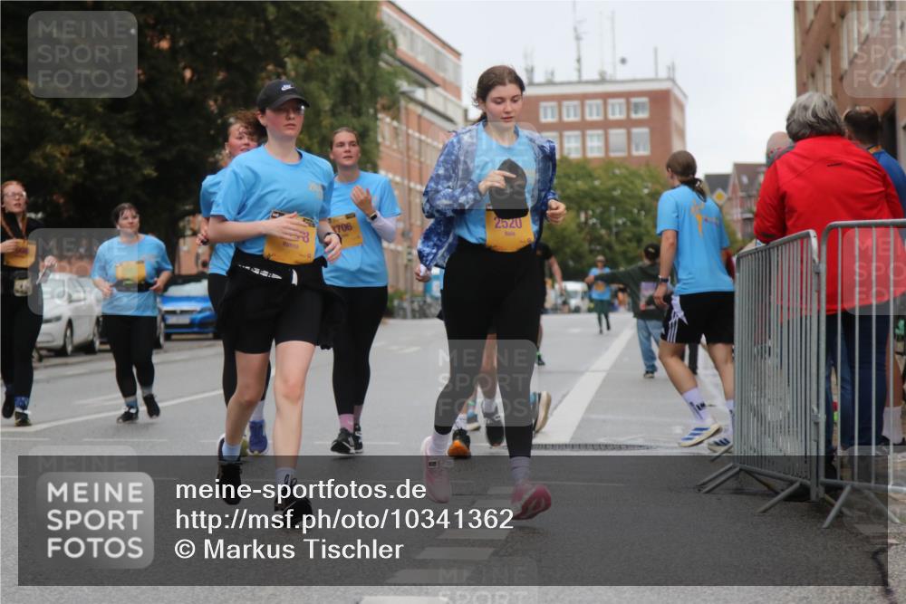13.09.2026 - Kiel Lauf Markus Tischler http://msf.ph/oto/10341362 13.09.2026 11:11:42 Fleethörn 998, 706, 2520 meine-sportfotos.de