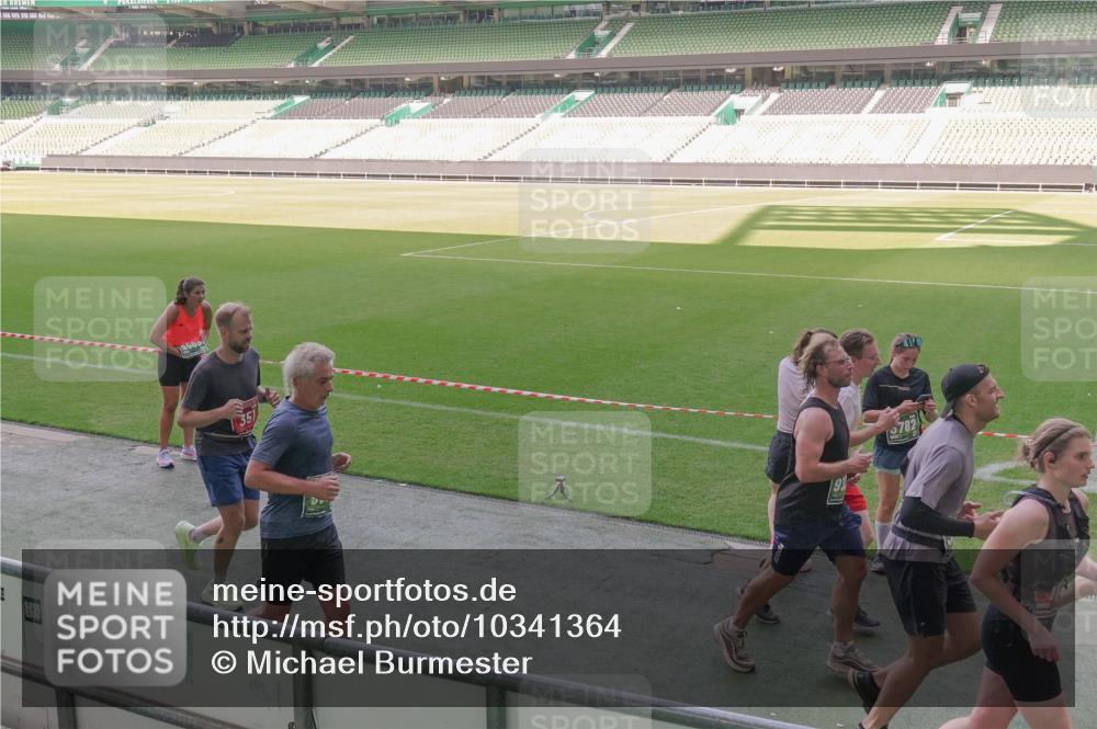 13.09.2026 - 21. swb-Marathon Bremen Michael Burmester http://msf.ph/oto/10341364 13.09.2026 13:23:03 Laufen im Stadion 128, 160, 211, 258, 324, 343, 351, 434, 533, 571, 609, 708, 851, 892, 1060, 1157, 1178, 1259, 1331, 1344, 1417, 1597, 1598, 1657, 1669, 1691, 1729, 1746, 1788, 1883, 2213, 2286, 2290, 2433, 2445, 2475, 2495, 2504, 2526, 2619, 2632, 2652, 2660, 2685, 2711, 2768, 2936, 2964, 2968, 2995, 3034, 3225, 3252, 3282, 3288, 3292, 3347, 3351, 3364, 3395, 3423, 3447, 3505, 3530, 3559, 3682, 3727, 3770, 3784, 3819, 4020, 4054, 4231, 4406, 4407, 4431, 4466, 4467, 4584, 1506 meine-sportfotos.de
