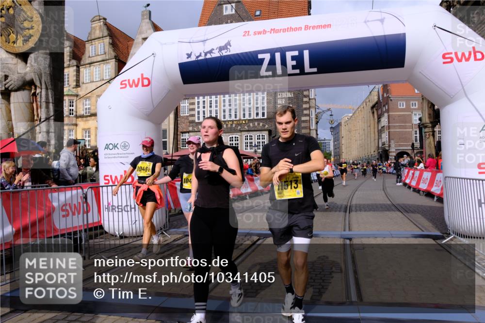 13.09.2026 - 21. swb-Marathon Bremen Tim E. http://msf.ph/oto/10341405 13.09.2026 11:11:04 Ziel 10148, 10163, 10461, 10462, 10547, 10792, 10911, 11043, 11047, 11309, 11327, 11335, 11465, 11513, 11583, 11736, 11756, 11846 meine-sportfotos.de