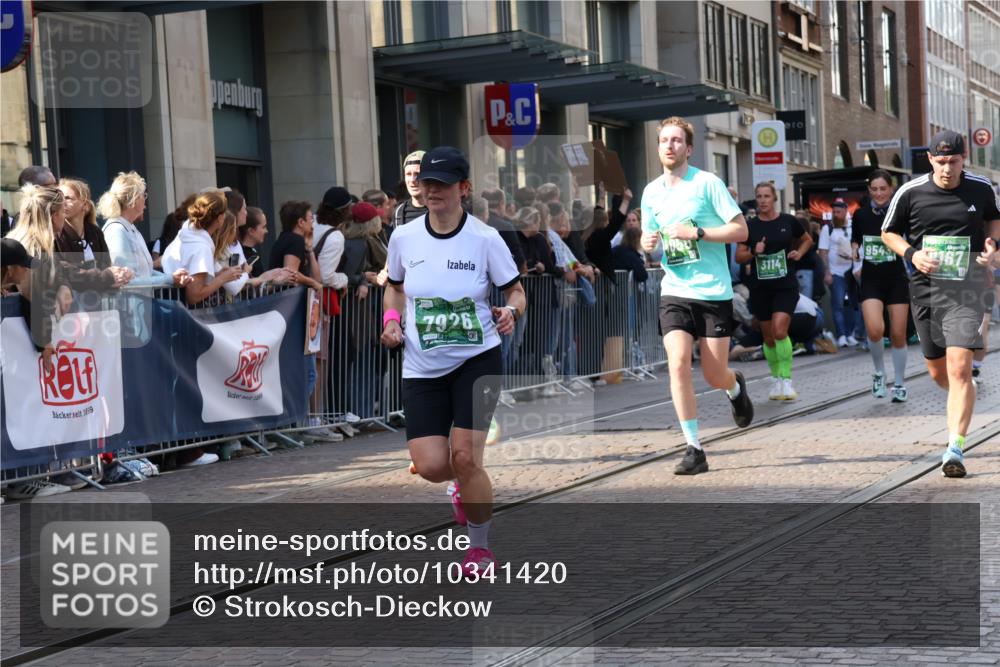 13.09.2026 - 21. swb-Marathon Bremen Strokosch-Dieckow http://msf.ph/oto/10341420 13.09.2026 13:27:50 Ziel 488, 1343, 1456, 1460, 2977, 3114, 3334, 3480, 4506, 5250, 5360, 5462, 5889, 6182, 7926, 8188, 8656, 9067, 9145, 9167, 9168, 9543, 9738, 9881, 13069, 323, 440, 534, 762, 857, 940, 1006, 1456, 1574, 1932, 2345, 2668, 2686, 3013, 3135, 3460, 3521, 3576, 3970, 4106, 4133, 4265, 4421, 4496, 4593, 4744, 5081, 5462, 5557, 6067, 6468, 6522, 7042, 7138, 7358, 8351, 9067, 9494, 9727, 13198 meine-sportfotos.de