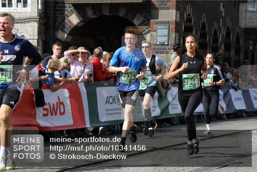 13.09.2026 - 21. swb-Marathon Bremen Strokosch-Dieckow http://msf.ph/oto/10341456 13.09.2026 13:31:59 Ziel 310, 922, 1600, 3115, 3239, 3244, 3278, 3858, 3859, 3989, 4164, 4258, 4273, 4692, 4889, 4998, 5158, 5363, 5426, 5899, 6039, 6062, 6100, 6193, 6213, 6354, 6581, 6602, 6971, 7032, 7260, 7608, 7941, 7964, 8042, 8078, 8166, 8205, 8206, 8239, 8364, 8495, 8522, 9033, 9155, 9188, 9293, 9568, 9903, 9914, 13151, 13231, 2310, 2934, 4566, 4797, 5628, 6116, 6258, 6475, 6875, 7182, 7526, 7818, 9394, 9640, 13182 meine-sportfotos.de