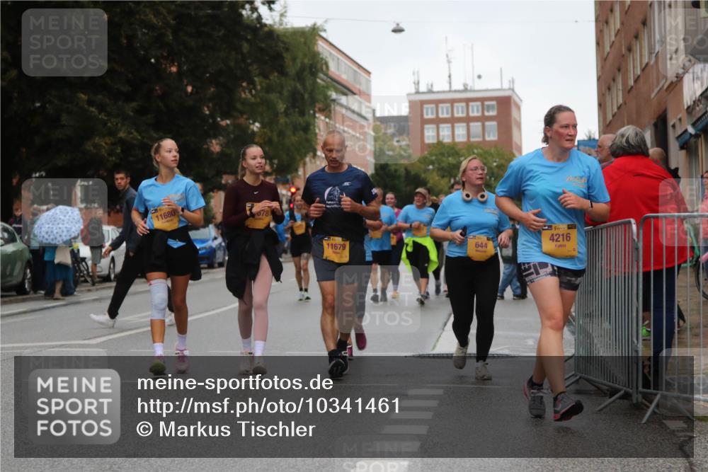 13.09.2026 - Kiel Lauf Markus Tischler http://msf.ph/oto/10341461 13.09.2026 11:13:04 Fleethörn 11680, 678, 644, 11679, 38, 4216 meine-sportfotos.de