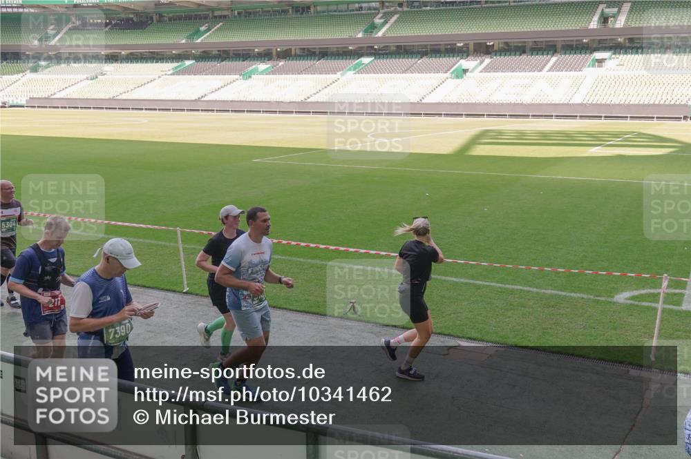 13.09.2026 - 21. swb-Marathon Bremen Michael Burmester http://msf.ph/oto/10341462 13.09.2026 13:23:18 Laufen im Stadion 128, 137, 160, 182, 211, 324, 343, 434, 533, 571, 609, 708, 721, 743, 892, 1157, 1178, 1259, 1273, 1331, 1417, 1597, 1598, 1657, 1669, 1691, 1746, 1788, 1883, 2213, 2252, 2286, 2290, 2433, 2445, 2465, 2475, 2495, 2503, 2504, 2526, 2619, 2632, 2660, 2685, 2711, 2768, 2936, 2964, 2968, 3252, 3282, 3288, 3289, 3292, 3347, 3351, 3364, 3395, 3423, 3447, 3505, 3530, 3559, 3682, 3727, 3770, 3784, 3819, 4020, 4054, 4231, 4406, 4407, 4431, 4466, 4467, 4584, 1506 meine-sportfotos.de