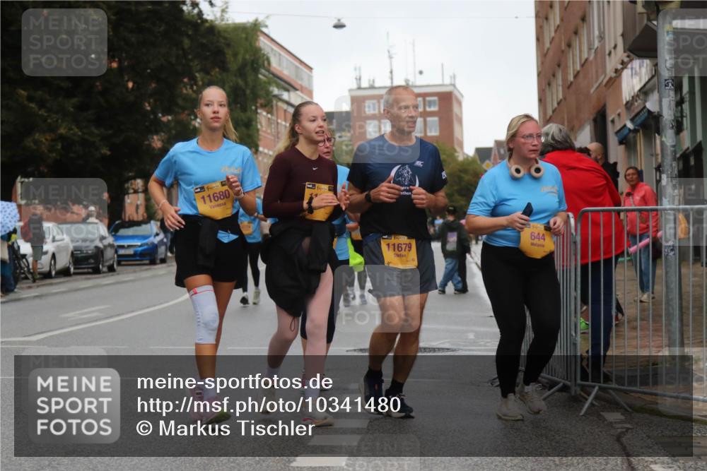 13.09.2026 - Kiel Lauf Markus Tischler http://msf.ph/oto/10341480 13.09.2026 11:13:06 Fleethörn 1381, 11680, 11679, 1, 199, 644 meine-sportfotos.de