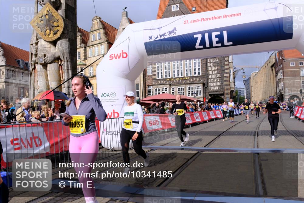 13.09.2026 - 21. swb-Marathon Bremen Tim E. http://msf.ph/oto/10341485 13.09.2026 11:11:11 Ziel 10148, 10163, 10461, 10462, 10527, 10547, 10653, 10792, 10841, 10911, 11043, 11047, 11237, 11327, 11335, 11465, 11483, 11513, 11691, 11756, 11846, 11993, 12401 meine-sportfotos.de