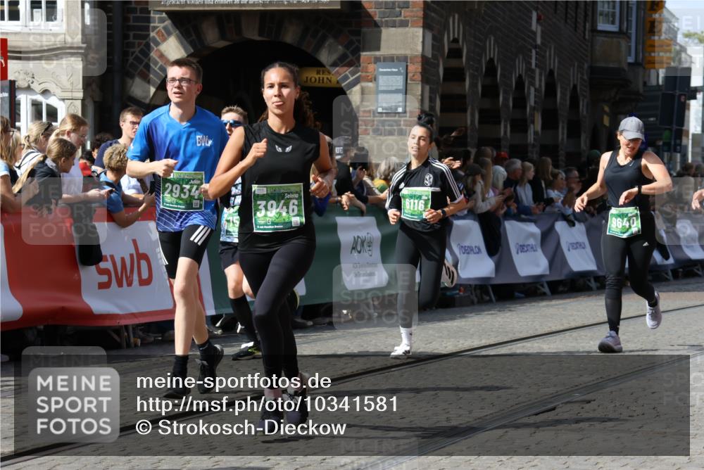 13.09.2026 - 21. swb-Marathon Bremen Strokosch-Dieckow http://msf.ph/oto/10341581 13.09.2026 13:31:59 Ziel 310, 922, 1600, 3115, 3239, 3244, 3278, 3858, 3859, 3989, 4164, 4258, 4273, 4692, 4889, 4998, 5158, 5363, 5426, 5899, 6039, 6062, 6100, 6193, 6213, 6354, 6581, 6602, 6971, 7032, 7260, 7608, 7941, 7964, 8042, 8078, 8166, 8205, 8206, 8239, 8364, 8495, 8522, 9033, 9155, 9188, 9293, 9568, 9903, 9914, 13151, 13231, 2310, 2934, 4566, 4797, 5628, 6116, 6258, 6475, 6875, 7182, 7526, 7818, 9394, 9640, 13182 meine-sportfotos.de