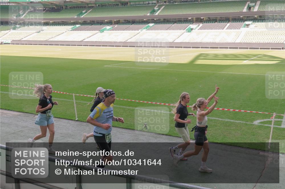 13.09.2026 - 21. swb-Marathon Bremen Michael Burmester http://msf.ph/oto/10341644 13.09.2026 13:23:47 Laufen im Stadion 137, 160, 182, 211, 324, 434, 533, 548, 571, 609, 708, 721, 739, 743, 752, 892, 1157, 1178, 1259, 1273, 1331, 1463, 1471, 1597, 1598, 1657, 1691, 1746, 1788, 1883, 1944, 2095, 2213, 2252, 2286, 2312, 2323, 2433, 2445, 2465, 2475, 2483, 2495, 2503, 2504, 2526, 2571, 2768, 2776, 2936, 2968, 3252, 3282, 3288, 3289, 3292, 3298, 3312, 3347, 3364, 3381, 3395, 3423, 3447, 3505, 3530, 3559, 3727, 3770, 3784, 3819, 4020, 4054, 4231, 4406, 4407, 4431, 4466, 4467, 4584 meine-sportfotos.de
