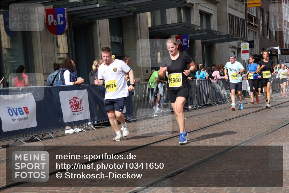 13.09.2026 - 21. swb-Marathon Bremen Strokosch-Dieckow http://msf.ph/oto/10341650 13.09.2026 11:07:47 Ziel 10135, 10139, 10188, 10404, 10493, 10660, 10767, 10793, 10851, 10859, 11032, 11044, 11263, 11378, 11404, 11659, 11831, 11833, 11958, 12024, 12031, 12066, 12160, 12248, 12325, 12384, 12389, 10138, 10279, 10280, 10363, 10364, 10501, 10505, 10580, 10595, 10661, 10674, 10830, 10871, 10907, 10935, 10937, 11037, 11223, 11515, 11643, 11767, 11899, 11924, 11934, 12024, 12097, 12167, 12168, 12194, 12210, 12277, 12307, 12511, 12512 meine-sportfotos.de