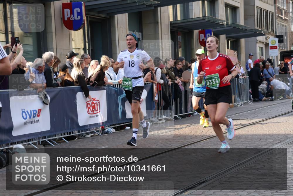 13.09.2026 - 21. swb-Marathon Bremen Strokosch-Dieckow http://msf.ph/oto/10341661 13.09.2026 13:27:56 Ziel 178, 210, 1343, 1380, 1460, 2047, 2977, 3114, 3294, 3334, 3597, 4506, 5250, 5360, 5889, 6182, 7926, 8429, 8570, 8656, 9064, 9167, 9168, 9543, 9549, 9738, 9881, 440, 488, 534, 762, 857, 1343, 1456, 1932, 2686, 3013, 3135, 3460, 3480, 3576, 3970, 4106, 4133, 4265, 4421, 4496, 4593, 4744, 5462, 5557, 6067, 6468, 6522, 7042, 7138, 7358, 8188, 8351, 9067, 9145, 9494, 9727, 13069, 13198 meine-sportfotos.de