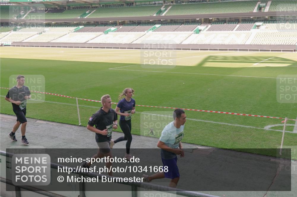 13.09.2026 - 21. swb-Marathon Bremen Michael Burmester http://msf.ph/oto/10341668 13.09.2026 13:23:51 Laufen im Stadion 137, 160, 182, 211, 324, 434, 533, 548, 571, 609, 708, 721, 723, 739, 743, 752, 892, 1157, 1178, 1259, 1273, 1331, 1463, 1471, 1597, 1598, 1691, 1746, 1788, 1883, 1944, 2095, 2211, 2213, 2252, 2286, 2312, 2323, 2433, 2445, 2465, 2475, 2483, 2495, 2497, 2503, 2504, 2526, 2571, 2768, 2776, 2936, 2968, 3252, 3282, 3288, 3289, 3292, 3298, 3312, 3347, 3364, 3381, 3395, 3423, 3447, 3505, 3530, 3559, 3727, 3770, 3819, 4020, 4054, 4231, 4406, 4407, 4431, 4466, 4467, 4584 meine-sportfotos.de