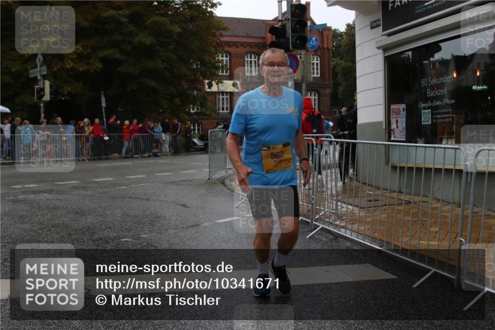 13.09.2026 - Kiel Lauf Markus Tischler http://msf.ph/oto/10341671 13.09.2026 11:16:45 Fleethörn 38, 562, 25, 09, 10, 30, 90, 043153646592 meine-sportfotos.de