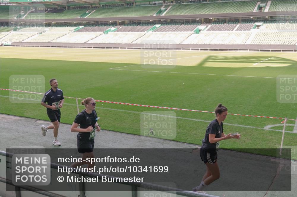 13.09.2026 - 21. swb-Marathon Bremen Michael Burmester http://msf.ph/oto/10341699 13.09.2026 13:23:57 Laufen im Stadion 137, 160, 182, 211, 324, 434, 533, 548, 571, 609, 708, 721, 723, 739, 743, 752, 892, 1178, 1259, 1273, 1331, 1463, 1471, 1597, 1598, 1691, 1746, 1788, 1944, 2095, 2211, 2213, 2252, 2286, 2312, 2323, 2433, 2445, 2465, 2475, 2483, 2495, 2497, 2503, 2504, 2526, 2571, 2644, 2768, 2776, 2936, 2968, 3252, 3282, 3288, 3289, 3292, 3298, 3306, 3312, 3347, 3364, 3381, 3395, 3423, 3447, 3505, 3530, 3559, 3727, 3770, 3819, 4054, 4231, 4406, 4407, 4431, 4466, 4467, 4584 meine-sportfotos.de