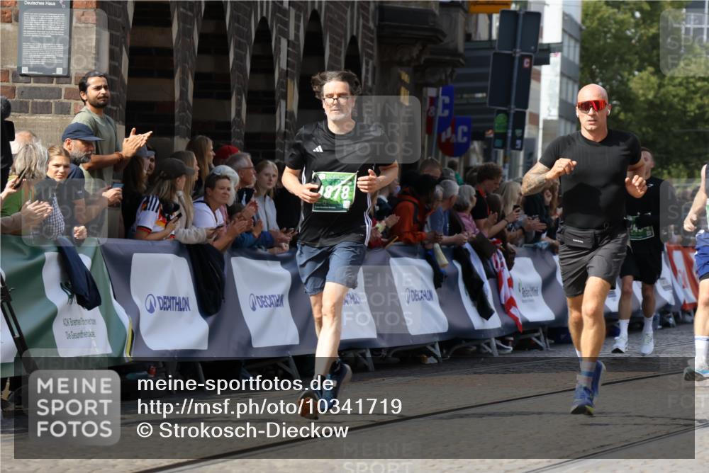 13.09.2026 - 21. swb-Marathon Bremen Strokosch-Dieckow http://msf.ph/oto/10341719 13.09.2026 13:26:59 Ziel 1368, 2779, 3526, 3852, 3893, 4077, 4441, 4598, 5054, 6289, 6375, 6548, 6580, 8112, 9260, 13097, 1493, 1494, 2454, 4121, 4397, 4558, 4563, 6776, 7072, 7849, 8219, 9159, 9343, 9511, 9854, 9878, 10112 meine-sportfotos.de