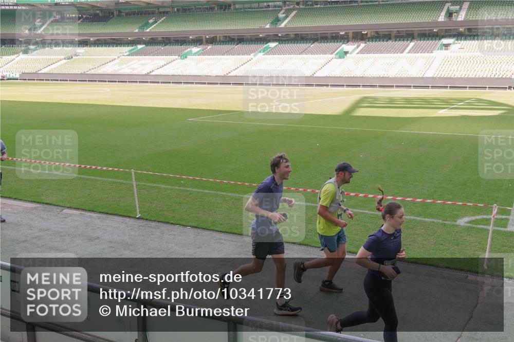 13.09.2026 - 21. swb-Marathon Bremen Michael Burmester http://msf.ph/oto/10341773 13.09.2026 13:24:13 Laufen im Stadion 137, 182, 294, 324, 434, 505, 533, 548, 609, 708, 721, 723, 739, 743, 752, 892, 1178, 1273, 1331, 1463, 1471, 1491, 1515, 1597, 1598, 1746, 1788, 1944, 2095, 2211, 2213, 2252, 2267, 2286, 2312, 2323, 2433, 2445, 2465, 2475, 2483, 2495, 2497, 2503, 2526, 2554, 2571, 2644, 2768, 2776, 2936, 2968, 3211, 3252, 3282, 3288, 3289, 3292, 3298, 3306, 3312, 3347, 3364, 3381, 3395, 3423, 3447, 3505, 3559, 3727, 3770, 3819, 4054, 4231, 4466, 4467 meine-sportfotos.de