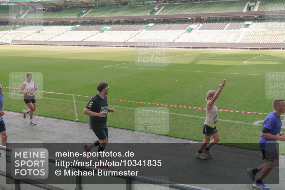 13.09.2026 - 21. swb-Marathon Bremen Michael Burmester http://msf.ph/oto/10341835 13.09.2026 13:24:23 Laufen im Stadion 137, 182, 213, 294, 324, 434, 505, 533, 548, 609, 708, 721, 723, 739, 743, 752, 892, 1178, 1273, 1331, 1463, 1471, 1491, 1515, 1597, 1598, 1746, 1788, 1830, 1944, 2095, 2211, 2252, 2267, 2271, 2286, 2312, 2323, 2433, 2445, 2465, 2475, 2483, 2495, 2497, 2503, 2506, 2526, 2554, 2571, 2644, 2768, 2776, 2833, 2936, 2968, 3005, 3211, 3252, 3282, 3288, 3289, 3292, 3298, 3306, 3312, 3347, 3364, 3381, 3390, 3395, 3423, 3447, 3505, 3559, 3727, 3770, 3819, 4231, 4466, 4467 meine-sportfotos.de