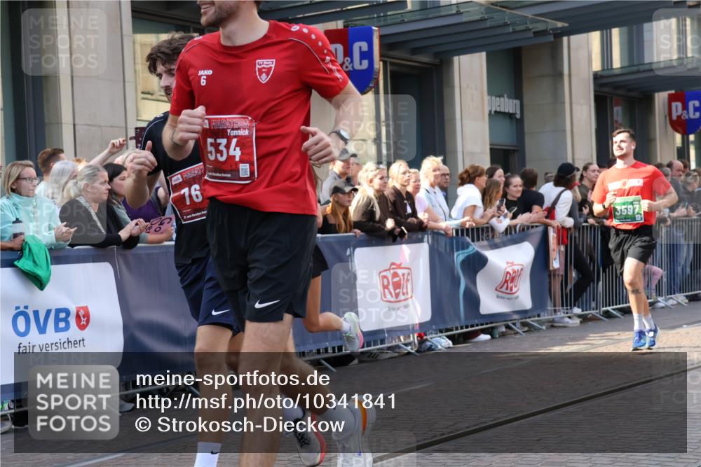 13.09.2026 - 21. swb-Marathon Bremen Strokosch-Dieckow http://msf.ph/oto/10341841 13.09.2026 13:28:01 Ziel 178, 210, 1239, 1380, 1460, 2047, 2977, 3114, 3294, 3334, 3597, 4250, 4506, 5250, 5360, 5683, 5889, 6182, 7926, 8429, 8483, 8570, 9064, 9167, 9168, 9543, 9549, 9738, 9881, 440, 488, 534, 762, 1343, 1456, 1932, 2686, 3135, 3480, 3576, 3970, 4106, 4133, 4265, 4496, 4593, 4744, 5462, 6067, 6468, 6522, 7042, 7138, 7358, 8188, 8351, 8656, 9067, 9145, 9494, 9727, 13069, 13198 meine-sportfotos.de