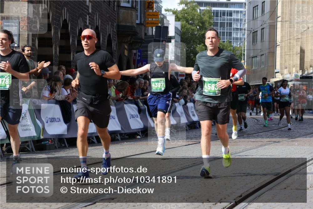 13.09.2026 - 21. swb-Marathon Bremen Strokosch-Dieckow http://msf.ph/oto/10341891 13.09.2026 13:27:00 Ziel 1368, 2779, 3526, 3852, 3893, 4077, 4441, 4598, 5054, 5937, 6289, 6375, 6548, 6580, 8112, 9260, 9551, 13097, 1493, 1494, 2454, 3273, 4121, 4397, 4558, 4563, 6776, 7072, 7849, 8219, 9159, 9343, 9511, 9854, 9878, 10112, 10113 meine-sportfotos.de