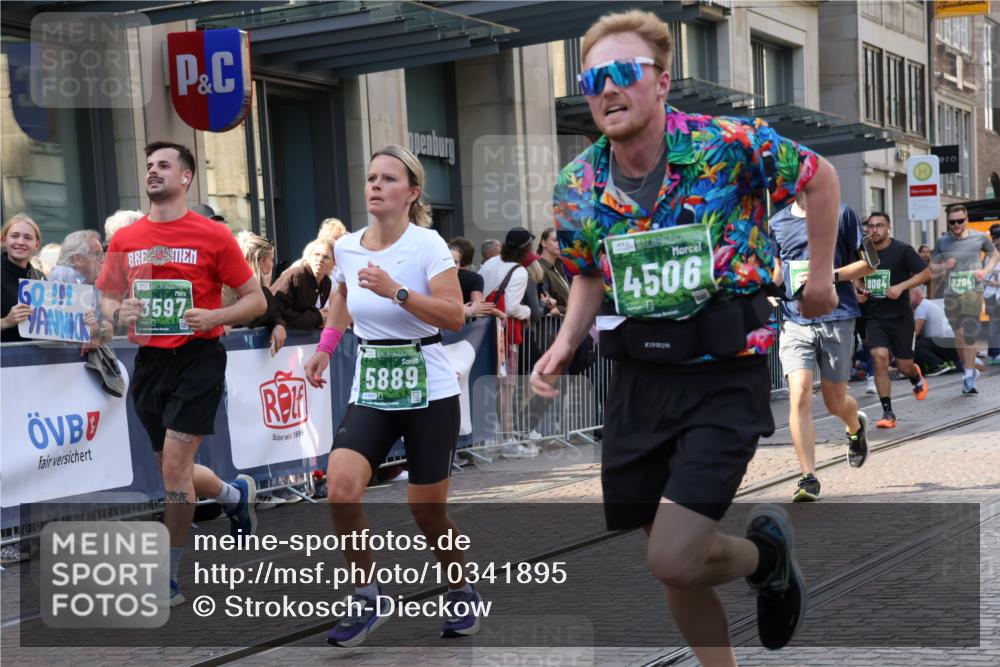 13.09.2026 - 21. swb-Marathon Bremen Strokosch-Dieckow http://msf.ph/oto/10341895 13.09.2026 13:28:03 Ziel 178, 210, 1239, 1380, 1460, 2047, 2764, 2977, 3028, 3114, 3294, 3334, 3597, 4250, 4506, 5250, 5360, 5683, 5889, 6182, 8429, 8483, 8570, 9064, 9167, 9168, 9543, 9549, 9738, 9881, 440, 488, 534, 762, 1343, 1456, 1932, 3135, 3480, 3576, 3970, 4106, 4133, 4265, 4496, 4744, 5462, 6468, 6522, 7042, 7138, 7358, 7926, 8188, 8351, 8656, 9067, 9145, 9494, 13069, 13198 meine-sportfotos.de