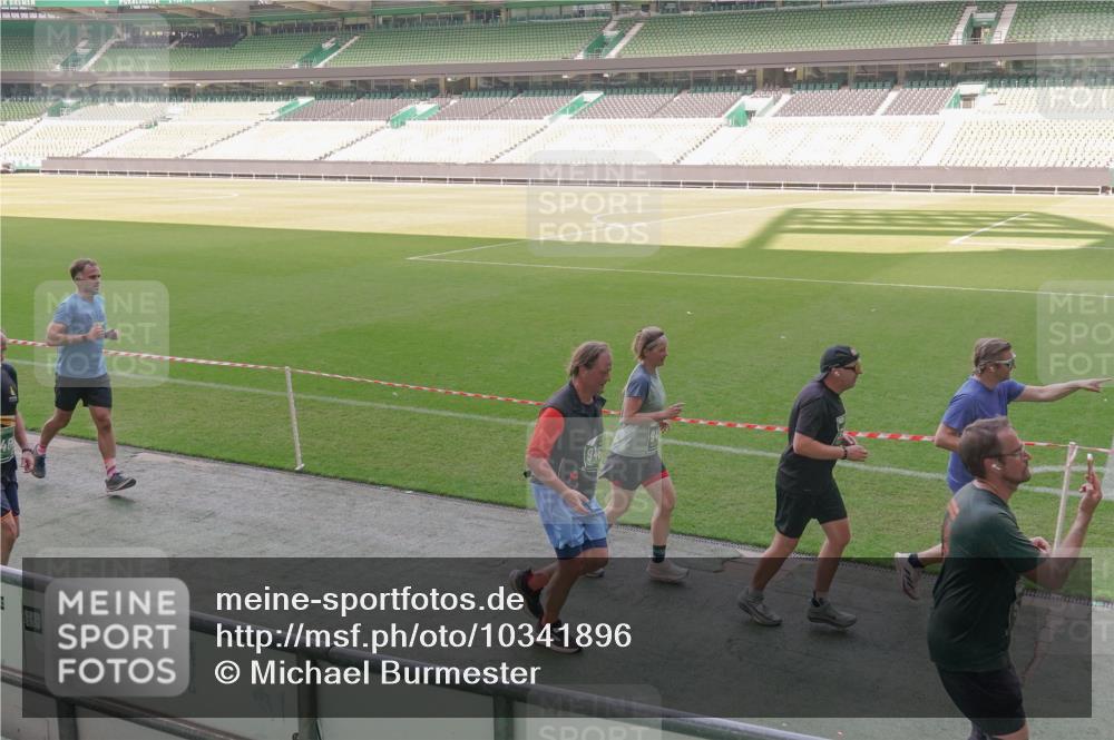 13.09.2026 - 21. swb-Marathon Bremen Michael Burmester http://msf.ph/oto/10341896 13.09.2026 13:24:32 Laufen im Stadion 137, 182, 213, 294, 324, 434, 505, 533, 548, 708, 721, 723, 739, 743, 752, 815, 818, 1273, 1331, 1463, 1471, 1491, 1504, 1515, 1561, 1597, 1598, 1830, 1944, 2059, 2095, 2211, 2252, 2267, 2271, 2286, 2312, 2323, 2354, 2445, 2465, 2483, 2495, 2497, 2503, 2506, 2554, 2571, 2644, 2752, 2768, 2776, 2833, 2896, 2936, 2968, 3005, 3142, 3211, 3259, 3282, 3288, 3289, 3292, 3298, 3306, 3312, 3329, 3364, 3381, 3390, 3395, 3423, 3447, 3559, 3727, 3770, 3819, 4466, 4467 meine-sportfotos.de