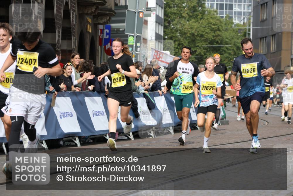 13.09.2026 - 21. swb-Marathon Bremen Strokosch-Dieckow http://msf.ph/oto/10341897 13.09.2026 10:51:09 Ziel 10200, 10267, 10537, 10764, 11076, 11087, 11170, 11753, 11961, 12004, 12052, 12070, 12179, 12351, 12488, 12560, 13544, 10381, 10471, 10515, 10825, 10887, 10984, 11503, 11801, 11973, 12051, 12133, 12548, 12552 meine-sportfotos.de