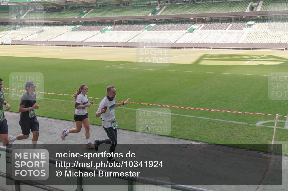 13.09.2026 - 21. swb-Marathon Bremen Michael Burmester http://msf.ph/oto/10341924 13.09.2026 13:24:41 Laufen im Stadion 137, 182, 213, 294, 324, 434, 505, 548, 721, 723, 739, 743, 752, 815, 818, 1273, 1410, 1463, 1471, 1491, 1504, 1515, 1561, 1597, 1598, 1830, 1944, 2059, 2095, 2211, 2252, 2267, 2271, 2286, 2312, 2323, 2354, 2445, 2465, 2483, 2495, 2497, 2503, 2506, 2554, 2571, 2591, 2644, 2752, 2768, 2776, 2833, 2878, 2896, 2936, 2968, 2981, 3005, 3142, 3211, 3259, 3282, 3288, 3289, 3292, 3298, 3306, 3312, 3329, 3364, 3381, 3390, 3395, 3423, 3447, 3770, 3819, 4466 meine-sportfotos.de