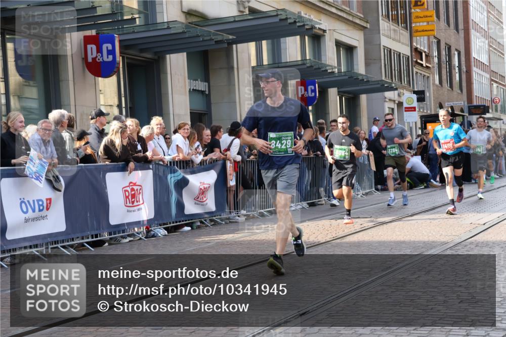 13.09.2026 - 21. swb-Marathon Bremen Strokosch-Dieckow http://msf.ph/oto/10341945 13.09.2026 13:28:04 Ziel 178, 210, 1239, 1380, 1460, 2047, 2764, 2977, 3028, 3114, 3294, 3334, 3597, 4250, 4506, 5250, 5360, 5683, 5889, 6182, 8429, 8483, 8570, 9064, 9167, 9168, 9543, 9549, 9738, 9881, 440, 488, 534, 762, 1343, 1456, 1932, 3135, 3480, 3576, 3970, 4106, 4133, 4265, 4744, 5462, 6468, 6522, 7042, 7138, 7358, 7926, 8188, 8351, 8656, 9067, 9145, 9167, 9168, 9494, 13069, 13198 meine-sportfotos.de