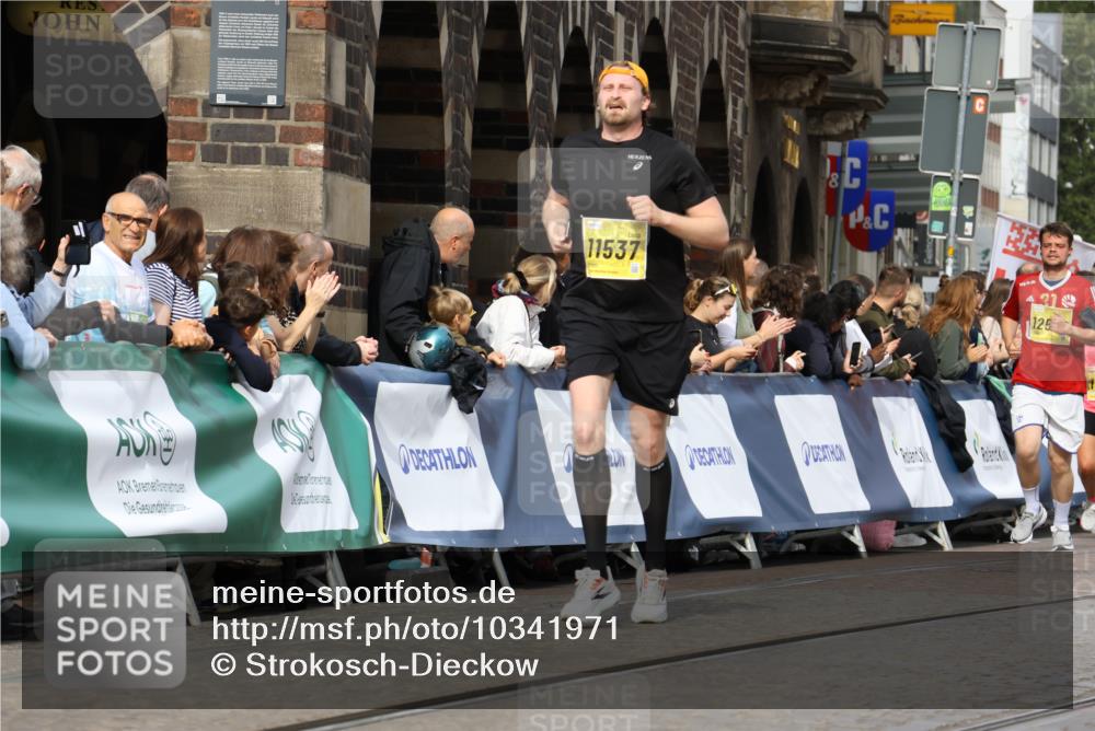 13.09.2026 - 21. swb-Marathon Bremen Strokosch-Dieckow http://msf.ph/oto/10341971 13.09.2026 10:51:16 Ziel 10200, 10537, 11076, 11087, 11170, 11339, 11625, 11626, 11961, 12004, 12070, 12179, 12303, 12351, 12407, 12560, 10334, 10381, 10544, 10763, 10825, 10862, 10887, 10984, 11145, 12051, 12424, 12548, 13631 meine-sportfotos.de