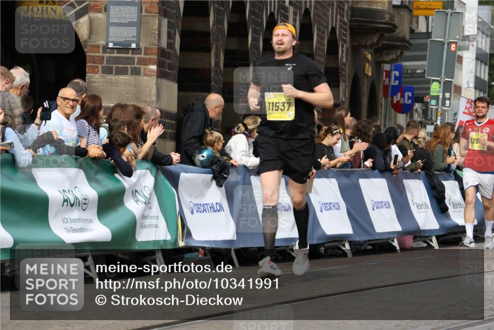13.09.2026 - 21. swb-Marathon Bremen Strokosch-Dieckow http://msf.ph/oto/10341991 13.09.2026 10:51:16 Ziel 10200, 10537, 11076, 11087, 11170, 11339, 11625, 11626, 11961, 12004, 12070, 12179, 12303, 12351, 12407, 12560, 10334, 10381, 10544, 10763, 10825, 10862, 10887, 10984, 11145, 12051, 12424, 12548, 13631 meine-sportfotos.de