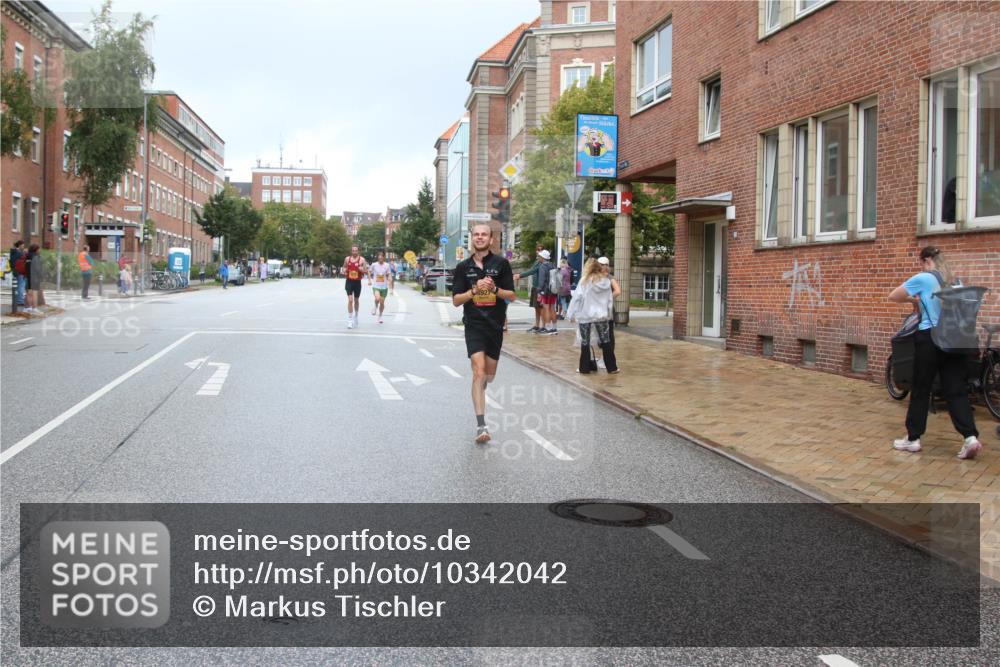 13.09.2026 - Kiel Lauf Markus Tischler http://msf.ph/oto/10342042 13.09.2026 11:27:45 Fleethörn 927 meine-sportfotos.de