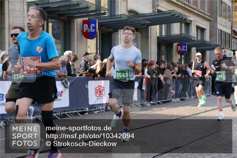 13.09.2026 - 21. swb-Marathon Bremen Strokosch-Dieckow http://msf.ph/oto/10342094 13.09.2026 13:28:09 Ziel 178, 210, 613, 1239, 1380, 1460, 1914, 2047, 2764, 2977, 3028, 3114, 3294, 3597, 4250, 4506, 5250, 5683, 5889, 6914, 6957, 8429, 8483, 8570, 8938, 9064, 9176, 9549, 488, 534, 762, 1343, 1456, 3114, 3135, 3334, 3480, 3576, 4106, 4133, 4265, 4506, 5360, 5462, 6182, 6468, 6522, 7042, 7926, 8188, 8656, 9067, 9145, 9167, 9168, 9543, 9738, 9881, 13069 meine-sportfotos.de