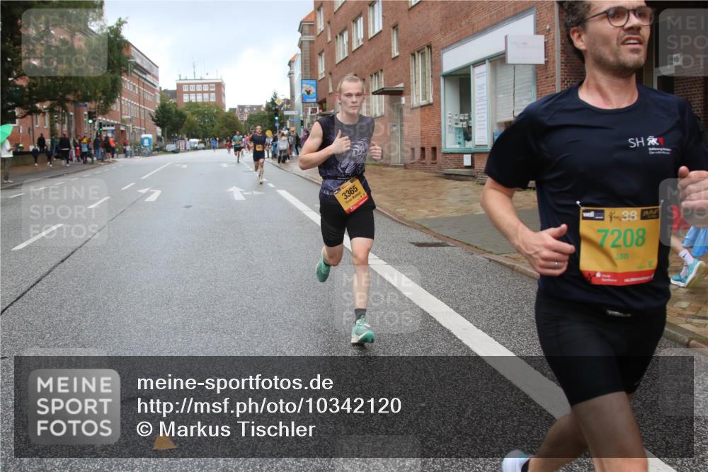 13.09.2026 - Kiel Lauf Markus Tischler http://msf.ph/oto/10342120 13.09.2026 11:28:16 Fleethörn 3365, 4, 38, 7208, 48 meine-sportfotos.de