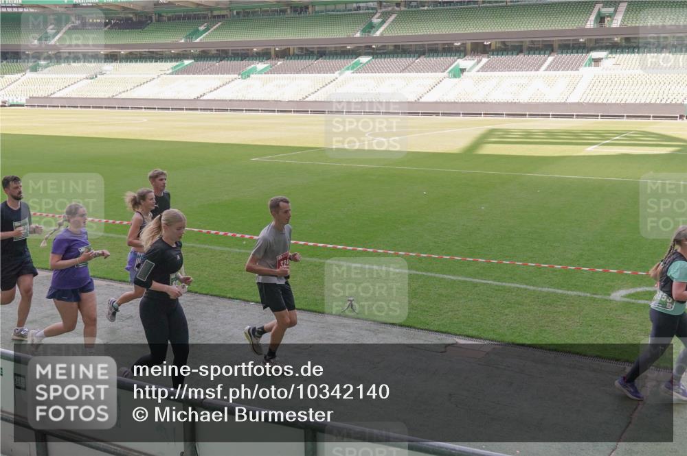 13.09.2026 - 21. swb-Marathon Bremen Michael Burmester http://msf.ph/oto/10342140 13.09.2026 13:25:07 Laufen im Stadion 137, 182, 213, 294, 324, 505, 530, 543, 548, 645, 721, 723, 739, 743, 752, 815, 818, 966, 1273, 1410, 1443, 1459, 1463, 1471, 1487, 1491, 1504, 1515, 1561, 1597, 1598, 1744, 1828, 1830, 1944, 1953, 2058, 2059, 2095, 2211, 2252, 2267, 2271, 2286, 2298, 2308, 2312, 2323, 2354, 2445, 2465, 2483, 2497, 2503, 2506, 2554, 2571, 2591, 2644, 2752, 2762, 2768, 2776, 2833, 2878, 2896, 2981, 3005, 3062, 3097, 3142, 3172, 3211, 3259, 3288, 3289, 3298, 3306, 3312, 3329, 3364, 3381, 3390 meine-sportfotos.de