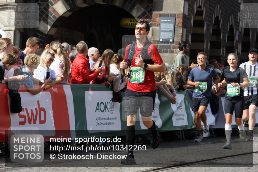 13.09.2026 - 21. swb-Marathon Bremen Strokosch-Dieckow http://msf.ph/oto/10342269 13.09.2026 13:32:07 Ziel 310, 578, 846, 3115, 3205, 3239, 3244, 3278, 3858, 3989, 4030, 4164, 4998, 5158, 5325, 5363, 5426, 5899, 6062, 6100, 6193, 6213, 6354, 6602, 7242, 7260, 7608, 7790, 7941, 7964, 8048, 8078, 8166, 8206, 8247, 8970, 9016, 9033, 9188, 9568, 9785, 9914, 13151, 13231, 287, 1369, 2910, 3402, 3441, 3650, 3922, 4057, 4471, 4566, 4655, 4835, 5628, 6258, 6475, 6857, 6875, 7150, 7182, 7553, 7572, 7818, 8632, 9198, 9283, 9394, 9779, 13029, 13182 meine-sportfotos.de