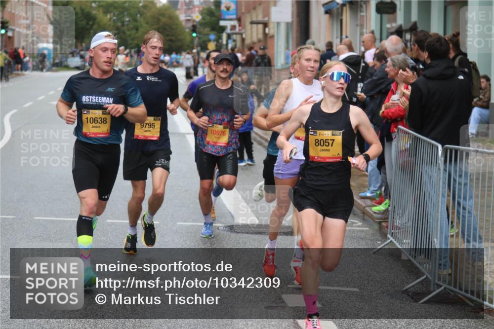 13.09.2026 - Kiel Lauf Markus Tischler http://msf.ph/oto/10342309 13.09.2026 11:29:31 Fleethörn 38, 10638, 38, 9795, 10976, 38, 8057 meine-sportfotos.de