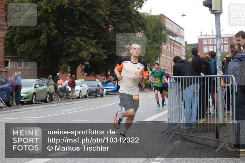 13.09.2026 - Kiel Lauf Markus Tischler http://msf.ph/oto/10342322 13.09.2026 11:29:42 Fleethörn 2449 meine-sportfotos.de