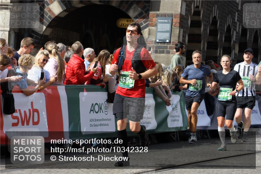 13.09.2026 - 21. swb-Marathon Bremen Strokosch-Dieckow http://msf.ph/oto/10342328 13.09.2026 13:32:07 Ziel 310, 578, 846, 3115, 3205, 3239, 3244, 3278, 3858, 3989, 4030, 4164, 4998, 5158, 5325, 5363, 5426, 5899, 6062, 6100, 6193, 6213, 6354, 6602, 7242, 7260, 7608, 7790, 7941, 7964, 8048, 8078, 8166, 8206, 8247, 8970, 9016, 9033, 9188, 9568, 9785, 9914, 13151, 13231, 287, 1369, 2910, 3402, 3441, 3650, 3922, 4057, 4471, 4566, 4655, 4835, 5628, 6258, 6475, 6857, 6875, 7150, 7182, 7553, 7572, 7818, 8632, 9198, 9283, 9394, 9779, 13029, 13182 meine-sportfotos.de